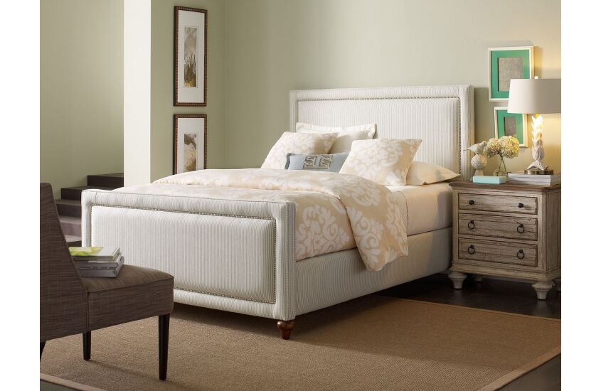 LACEY CAL KING BED PACKAGE Room
