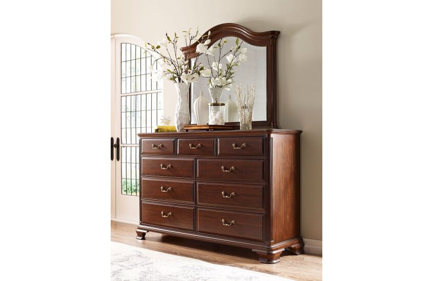 DRAWER DRESSER Room 3