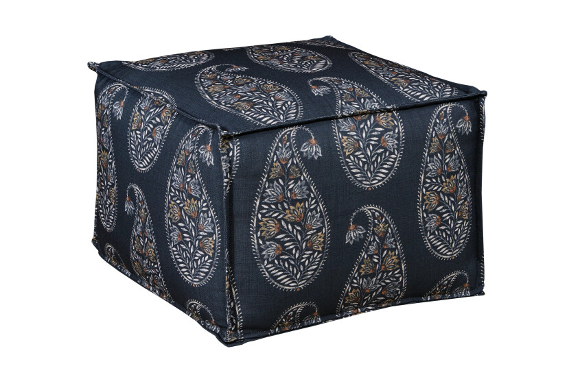 POUF OTTOMAN Room 2