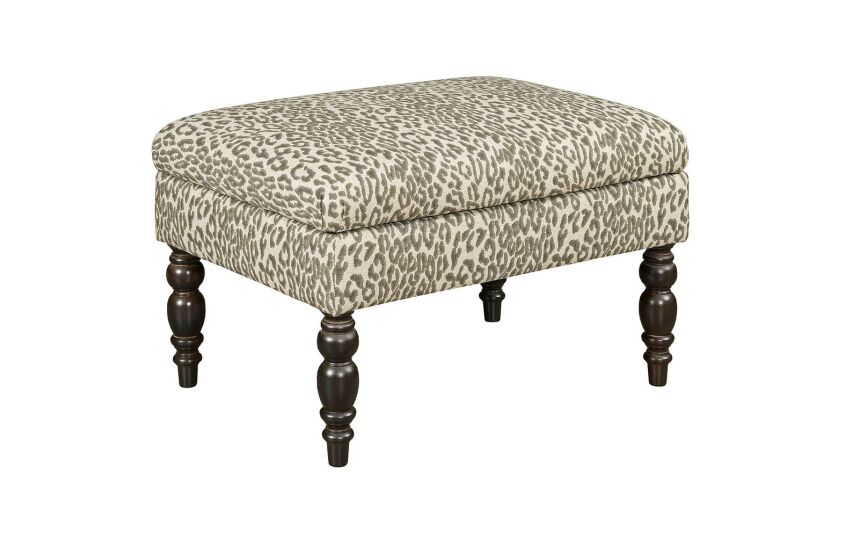 SMALL COCKTAIL OTTOMAN-TURNED LEG-STORAGE 219