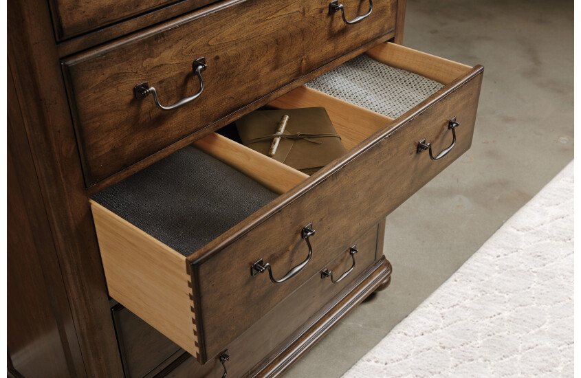 WITHAM DRAWER CHEST Room Scene 2