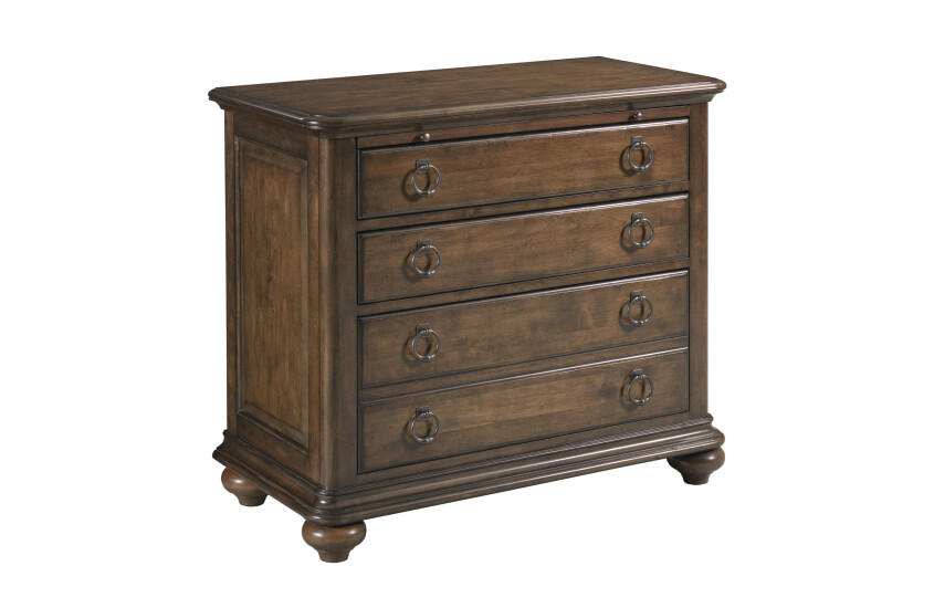 WITHAM BACHELOR'S CHEST 485