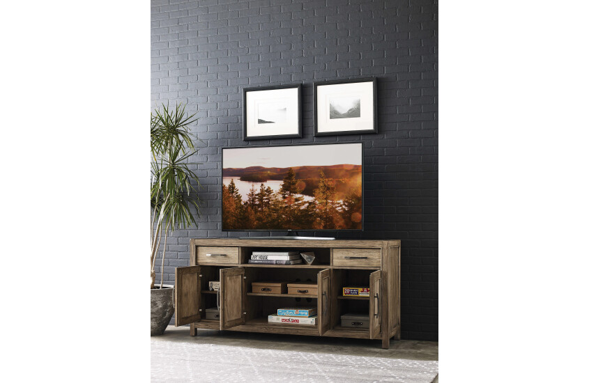 CALLE ENTERTAINMENT CONSOLE Room 2 