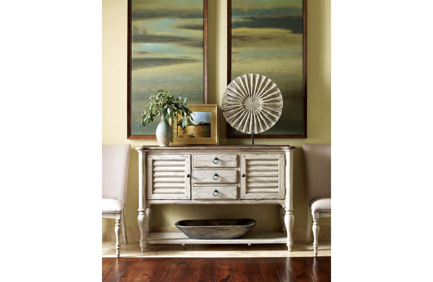 EDISTO SIDEBOARD Room